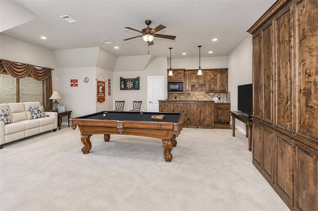 6620 Cedar Grove Drive, North Richland Hills, TX 76182 Upstairs, an impressive game room awaits.