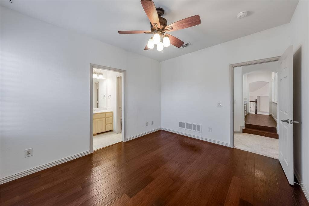 6705 Thorntree Drive, McKinney, TX 75072 6705 Thorntree Drive, McKinney, TX 75072
