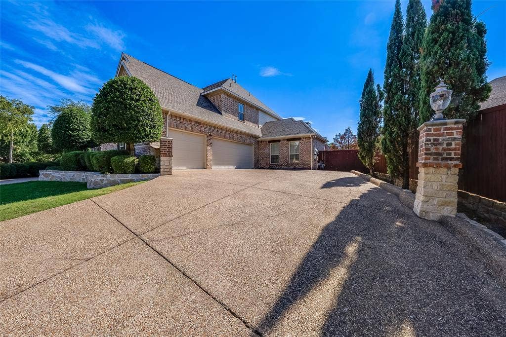 6705 Thorntree Drive, McKinney, TX 75072 6705 Thorntree Drive, McKinney, TX 75072