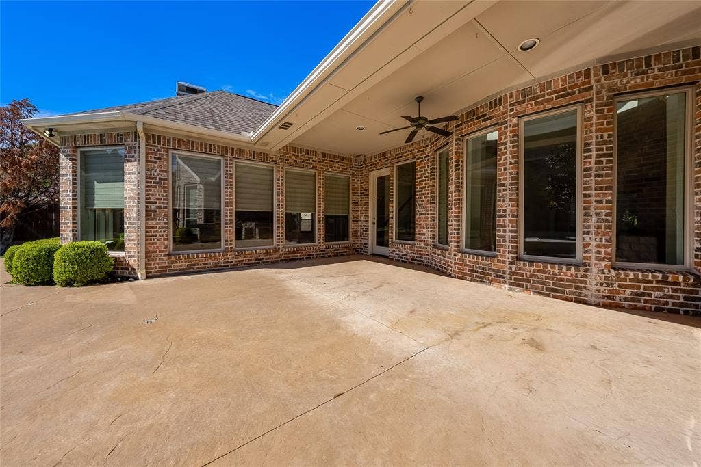 6705 Thorntree Drive, McKinney, TX 75072 6705 Thorntree Drive, McKinney, TX 75072