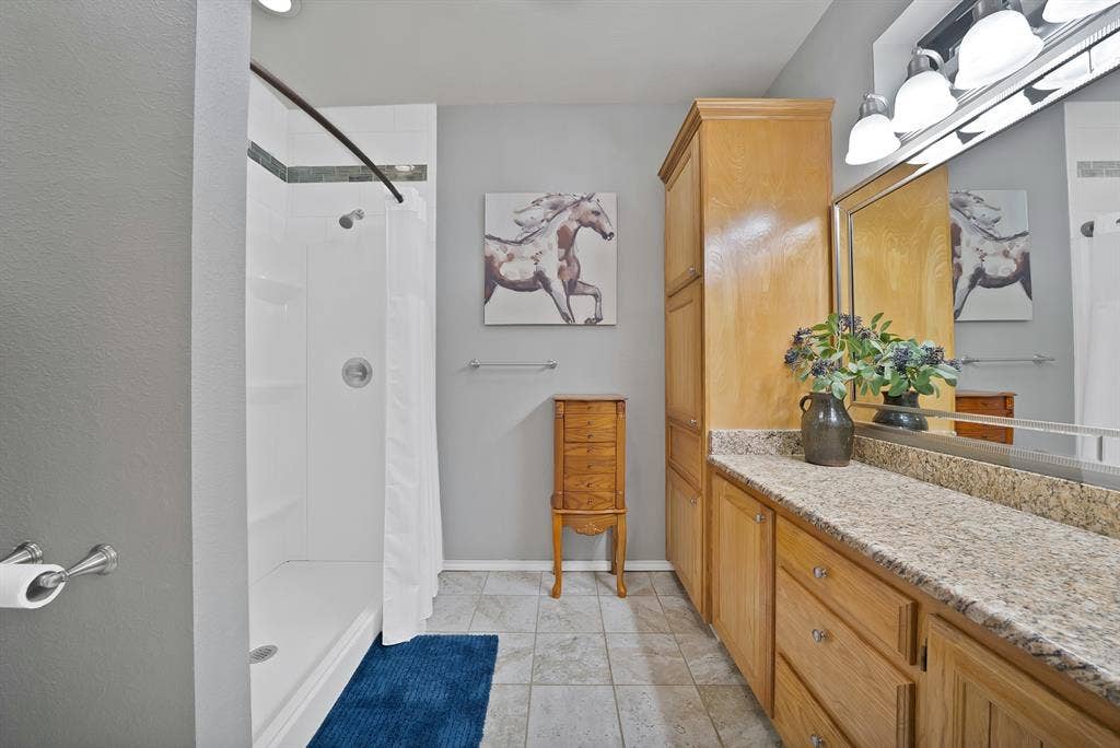 146 Private Road 1525, Bridgeport, TX 76426