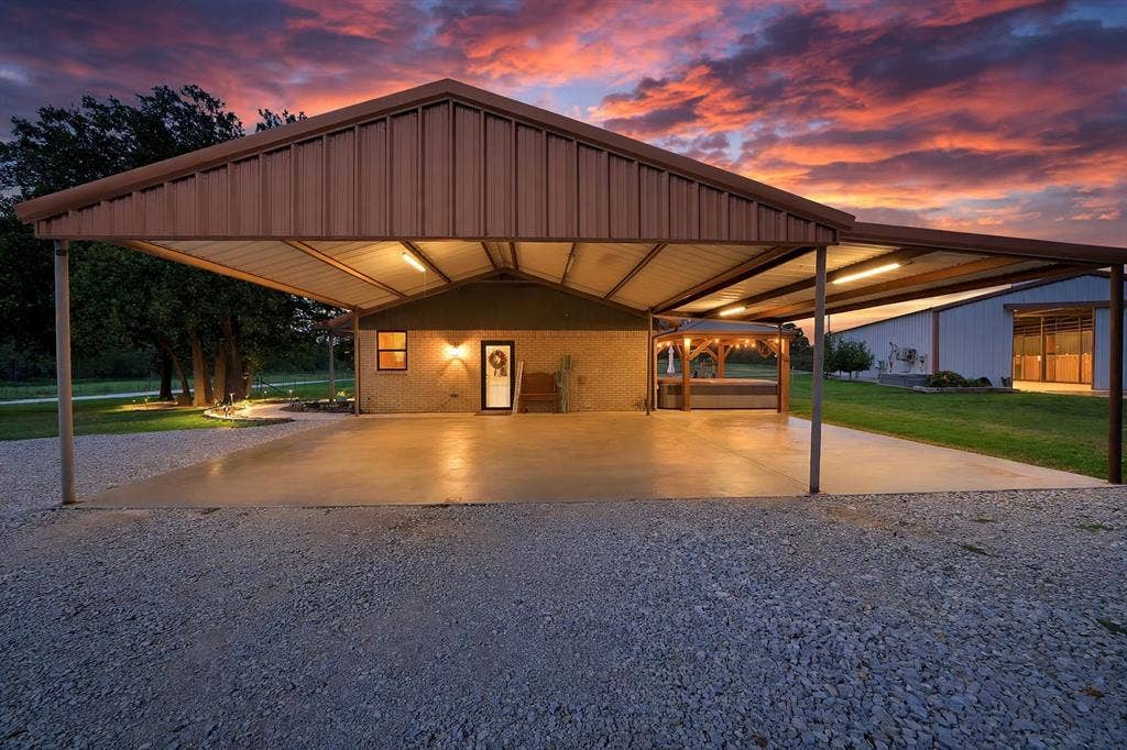 146 Private Road 1525, Bridgeport, TX 76426