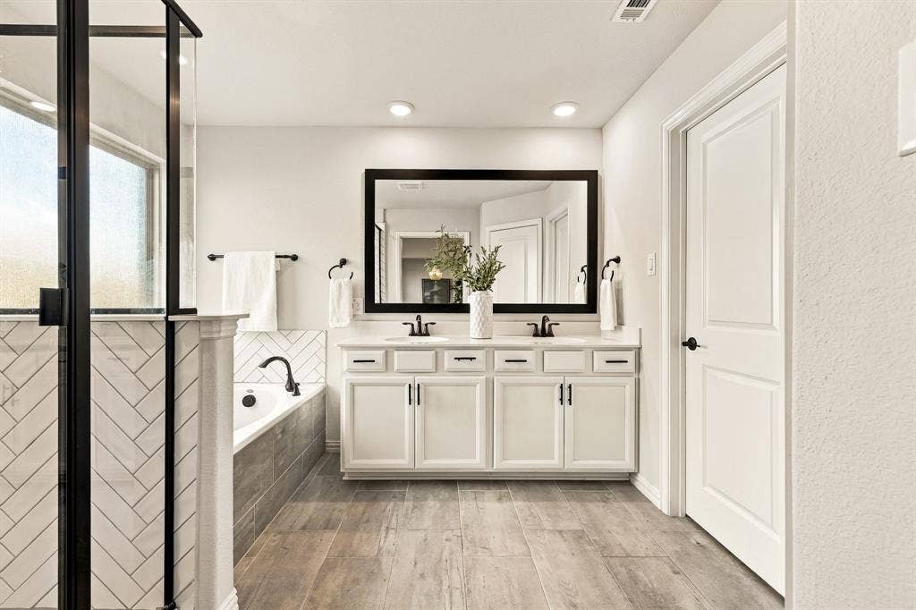 2329 Bella Court, Carrollton, TX 75010