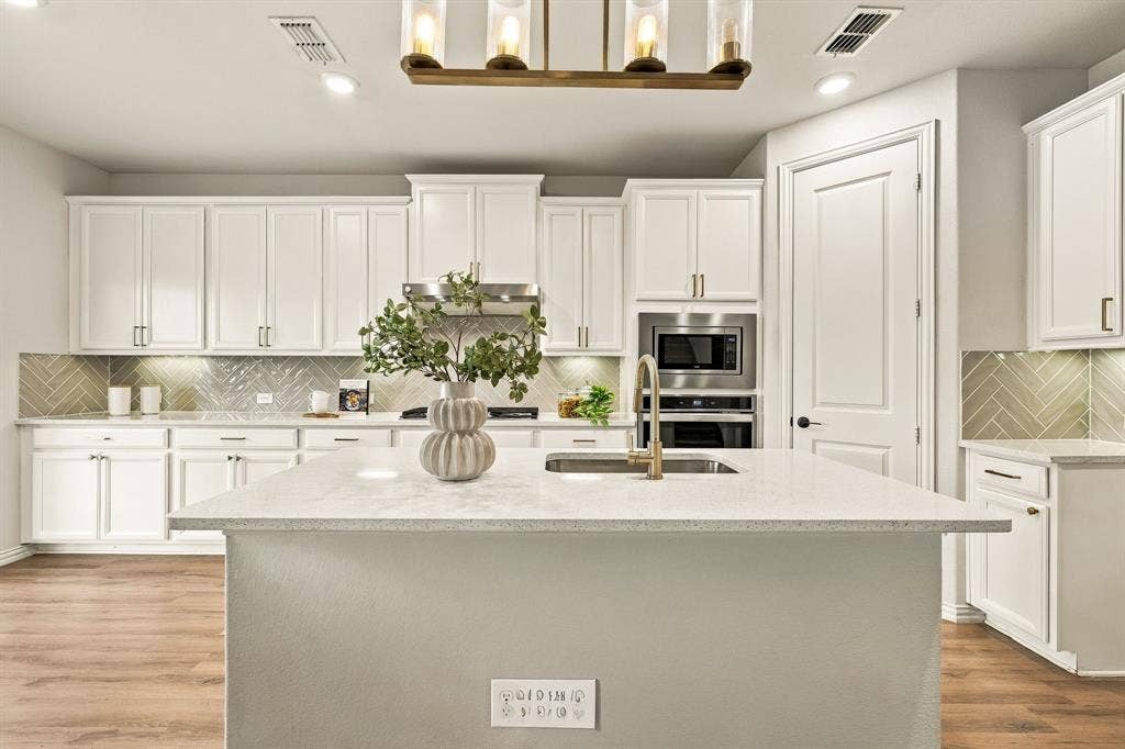 2329 Bella Court, Carrollton, TX 75010