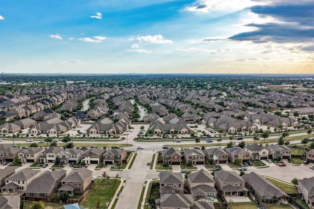 2329 Bella Court, Carrollton, TX 75010
