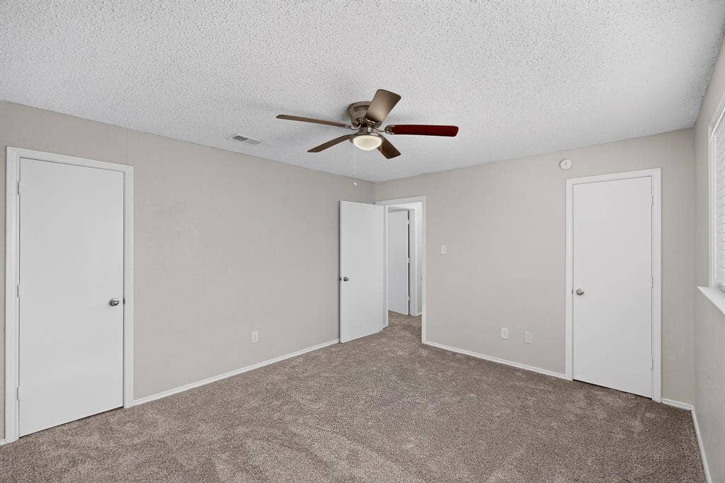910 N Nursery Road, Irving, TX 75061 910 N Nursery Road, Irving, TX 75061