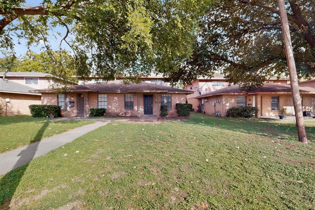 910 N Nursery Road, Irving, TX 75061 910 N Nursery Road, Irving, TX 75061