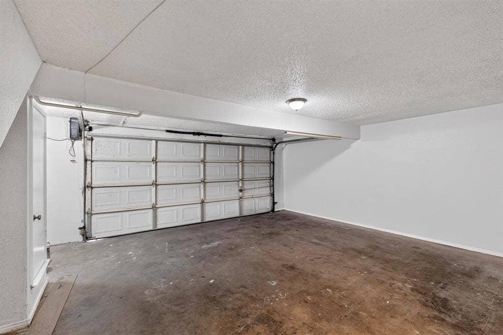 910 N Nursery Road, Irving, TX 75061 910 N Nursery Road, Irving, TX 75061