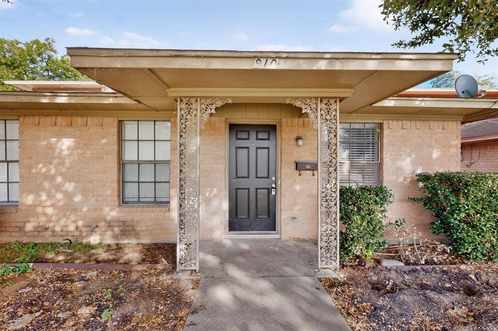 910 N Nursery Road, Irving, TX 75061 910 N Nursery Road, Irving, TX 75061