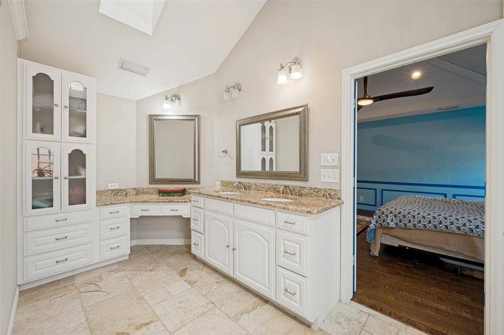 755 Red River Trail, Irving, TX 75063 755 Red River Trail, Irving, TX 75063