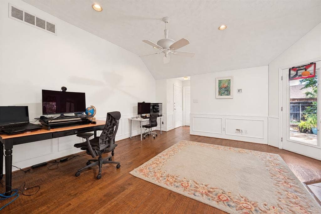 755 Red River Trail, Irving, TX 75063 Virtual renovation: Wall colors digitally altered