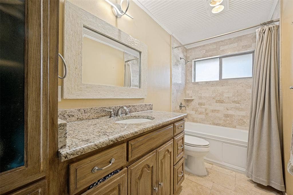 755 Red River Trail, Irving, TX 75063 755 Red River Trail, Irving, TX 75063