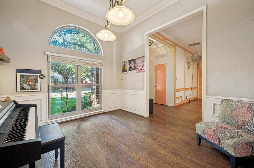 755 Red River Trail, Irving, TX 75063 755 Red River Trail, Irving, TX 75063