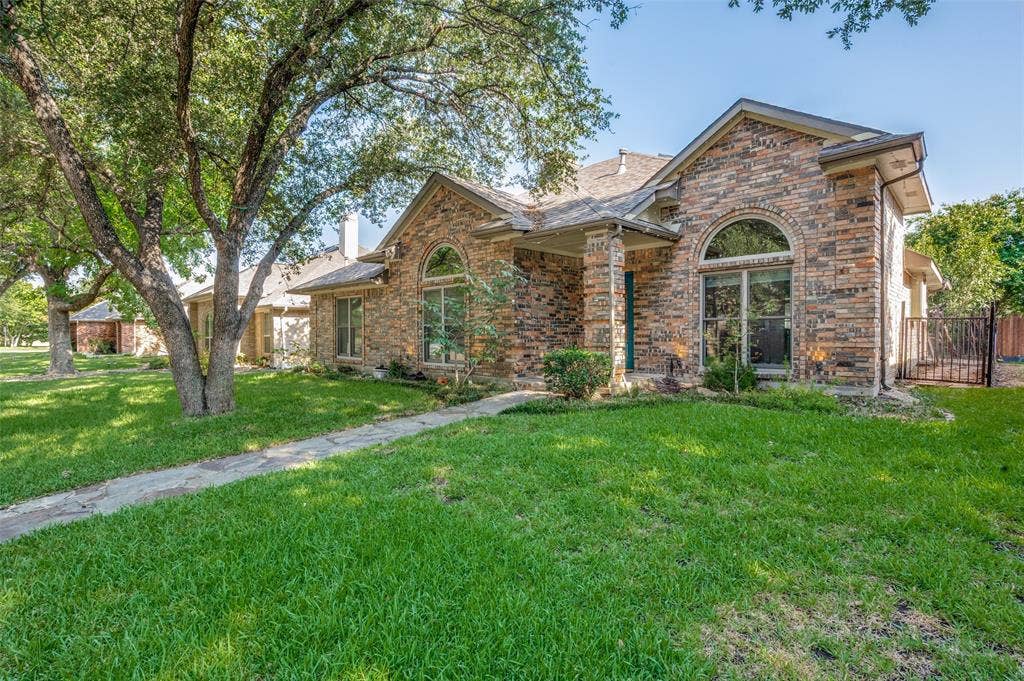 755 Red River Trail, Irving, TX 75063 755 Red River Trail, Irving, TX 75063