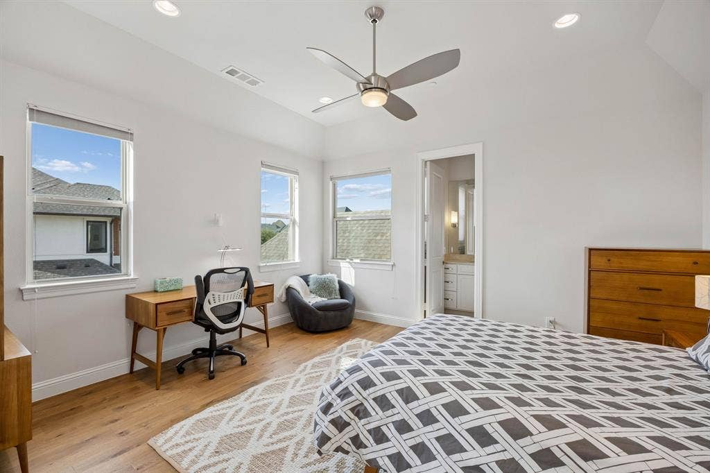 917 Lake Carillon Lane, Southlake, TX 76092