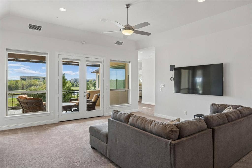 917 Lake Carillon Lane, Southlake, TX 76092