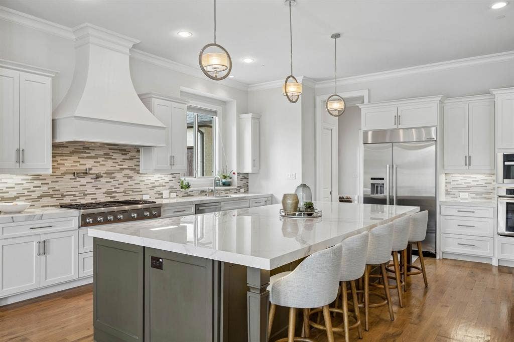 917 Lake Carillon Lane, Southlake, TX 76092