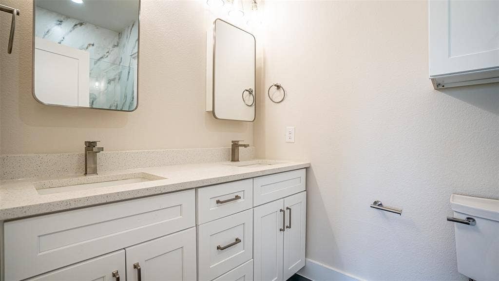 5426 Van Horn Drive, Granbury, TX 76048 5426 Van Horn Drive, Granbury, TX 76048