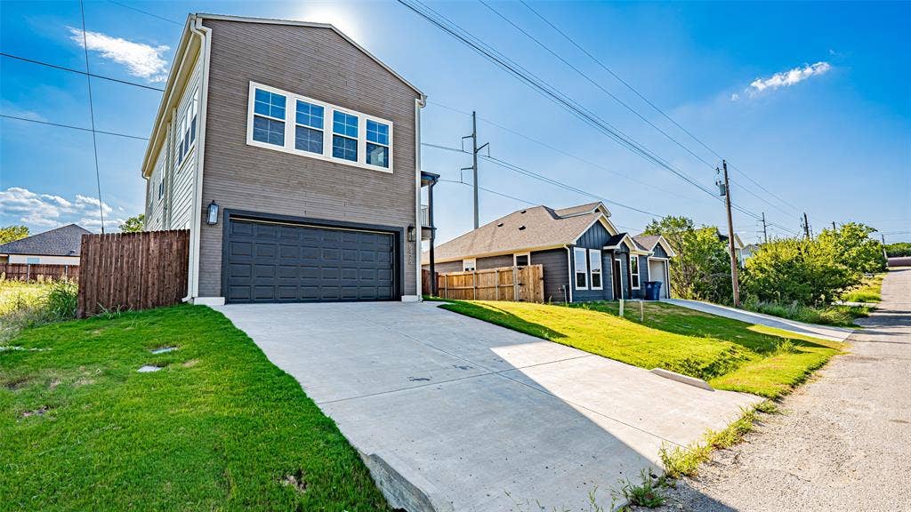 5426 Van Horn Drive, Granbury, TX 76048 5426 Van Horn Drive, Granbury, TX 76048