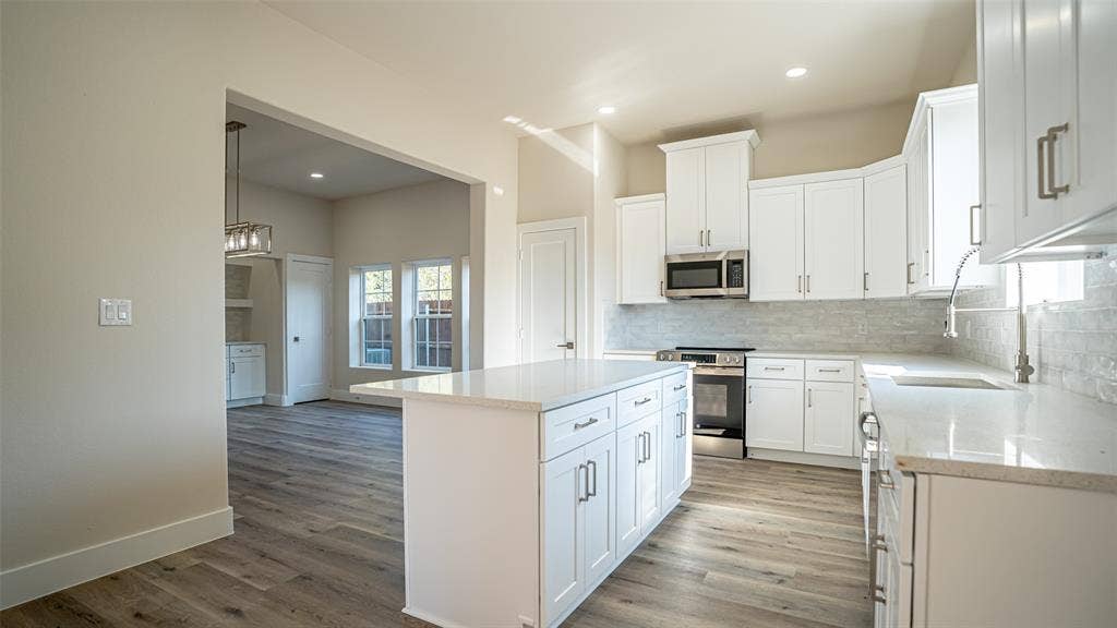 5426 Van Horn Drive, Granbury, TX 76048 5426 Van Horn Drive, Granbury, TX 76048