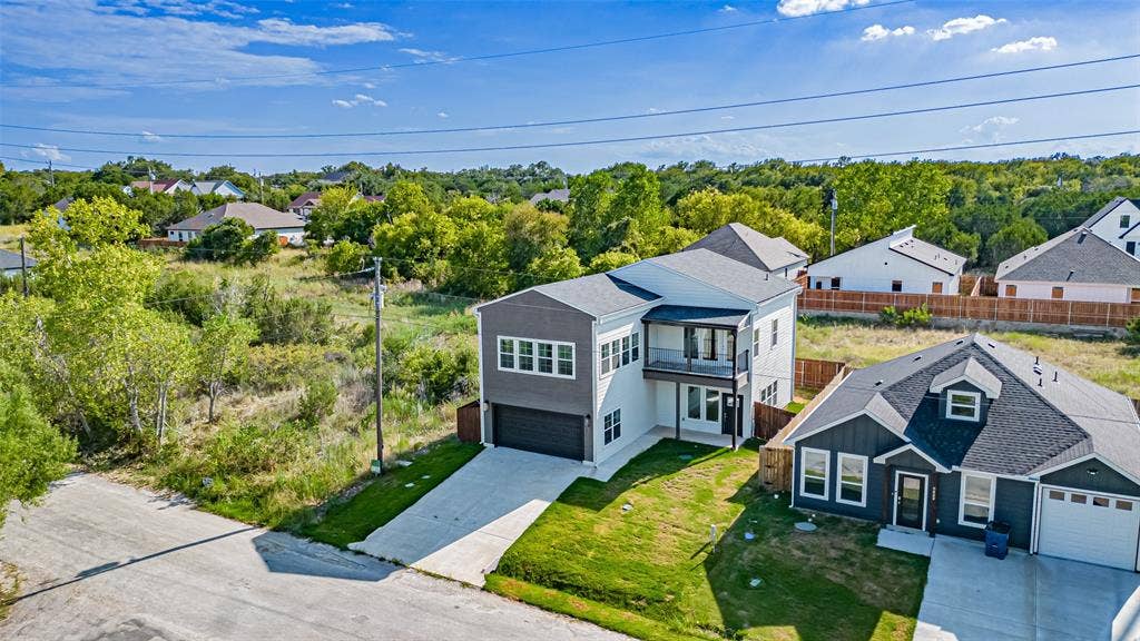 5426 Van Horn Drive, Granbury, TX 76048 5426 Van Horn Drive, Granbury, TX 76048