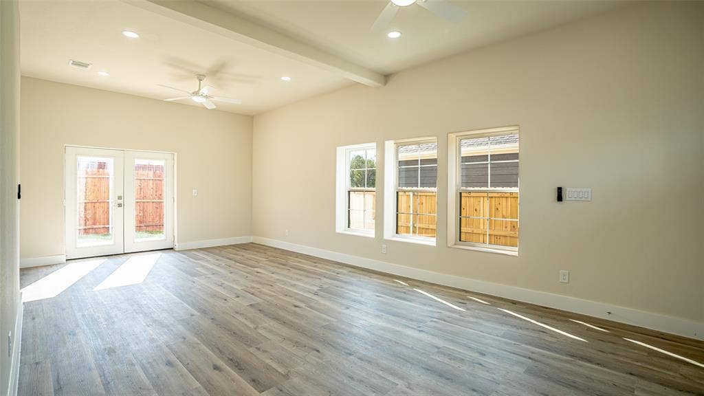 5426 Van Horn Drive, Granbury, TX 76048 5426 Van Horn Drive, Granbury, TX 76048