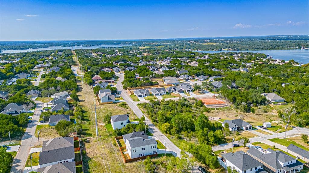 5426 Van Horn Drive, Granbury, TX 76048 5426 Van Horn Drive, Granbury, TX 76048