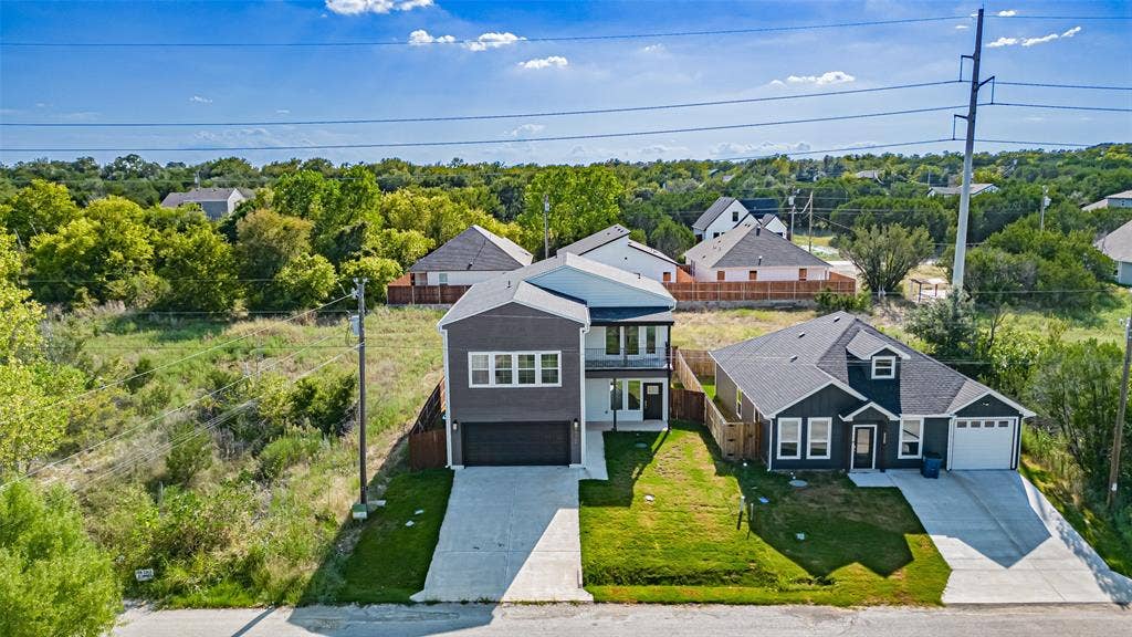 5426 Van Horn Drive, Granbury, TX 76048 5426 Van Horn Drive, Granbury, TX 76048