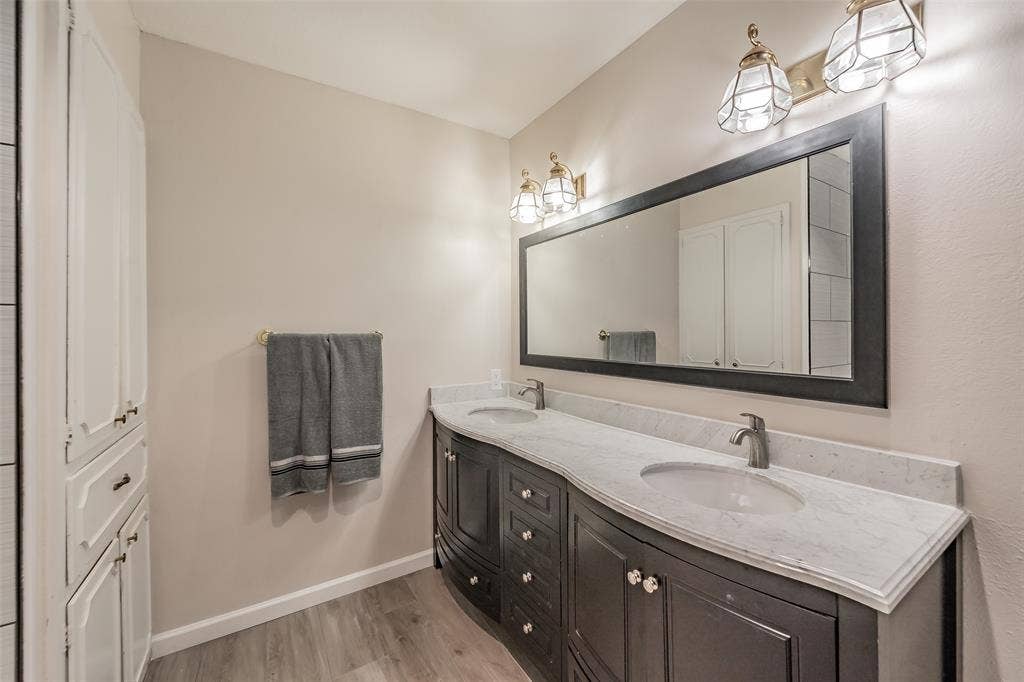1718 Timbers Drive, Irving, TX 75061 1718 Timbers Drive, Irving, TX 75061
