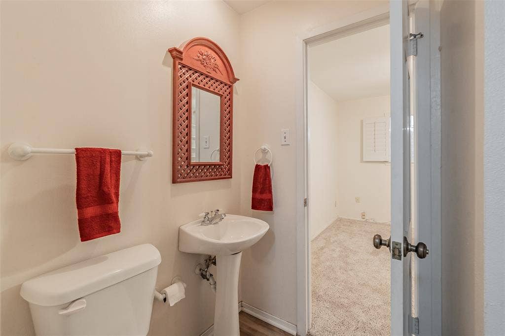 1718 Timbers Drive, Irving, TX 75061 1718 Timbers Drive, Irving, TX 75061