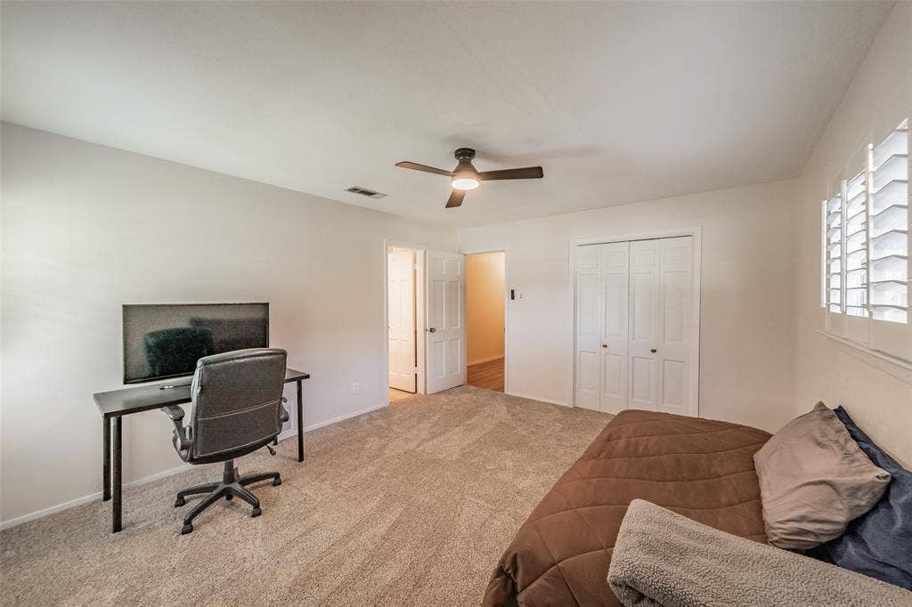 1718 Timbers Drive, Irving, TX 75061 1718 Timbers Drive, Irving, TX 75061