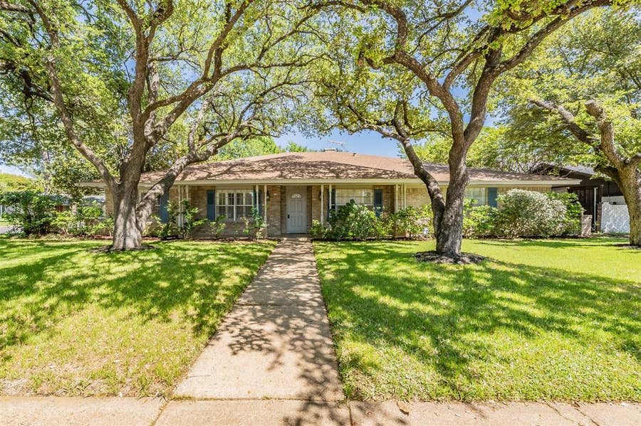 Property photo for 1718 Timbers Drive, Irving, TX
