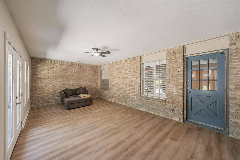 1718 Timbers Drive, Irving, TX 75061 1718 Timbers Drive, Irving, TX 75061