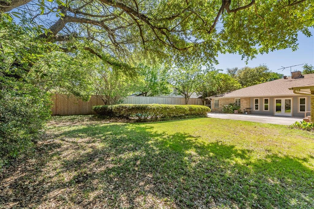 1718 Timbers Drive, Irving, TX 75061 1718 Timbers Drive, Irving, TX 75061