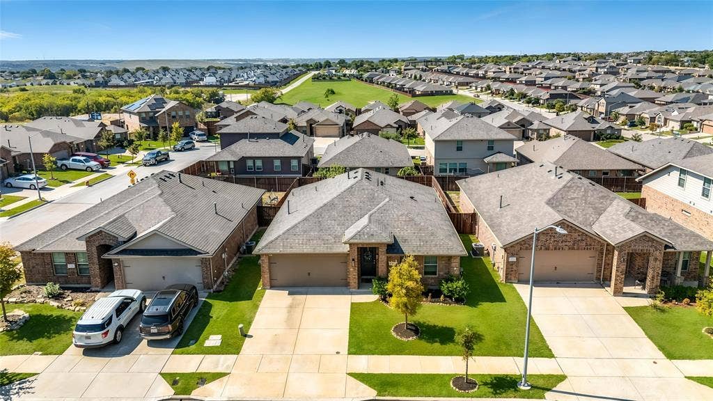 2316 Sadlers Creek Lane, Fort Worth, TX 76108 2316 Sadlers Creek Lane, Fort Worth, TX 76108