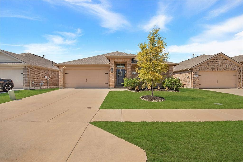 2316 Sadlers Creek Lane, Fort Worth, TX 76108 2316 Sadlers Creek Lane, Fort Worth, TX 76108