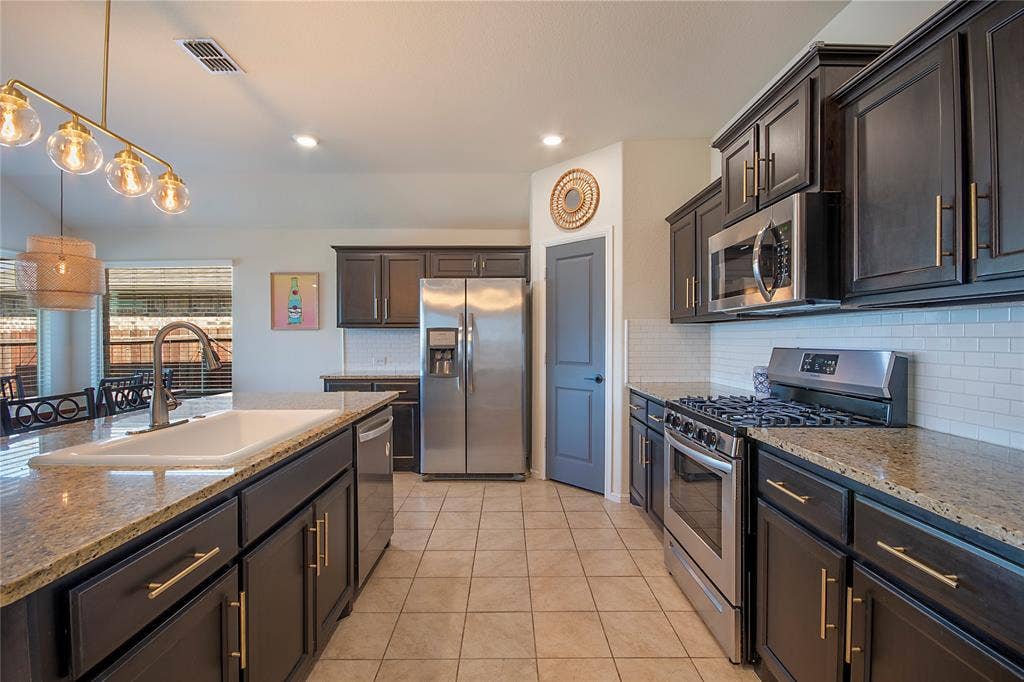 2316 Sadlers Creek Lane, Fort Worth, TX 76108 2316 Sadlers Creek Lane, Fort Worth, TX 76108