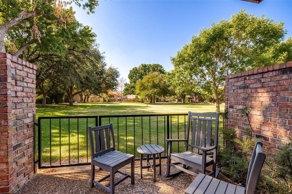 12242 Montego Plaza, Dallas, TX 75230