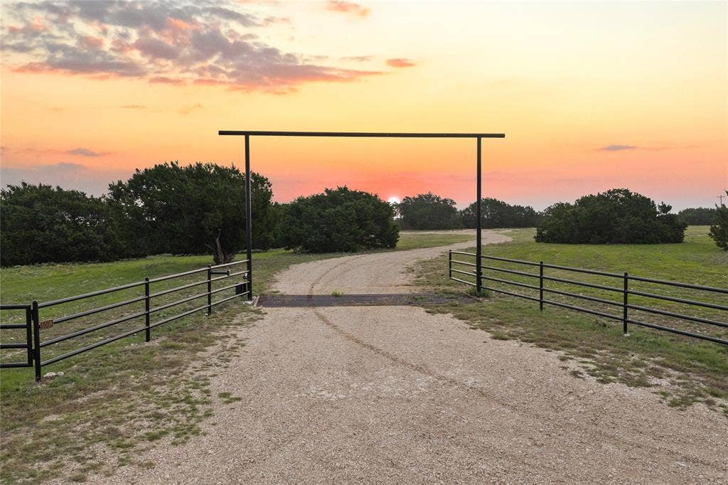 1008 Bosque Ridge Road, Crawford, TX 76638 1008 Bosque Ridge Road, Crawford, TX 76638