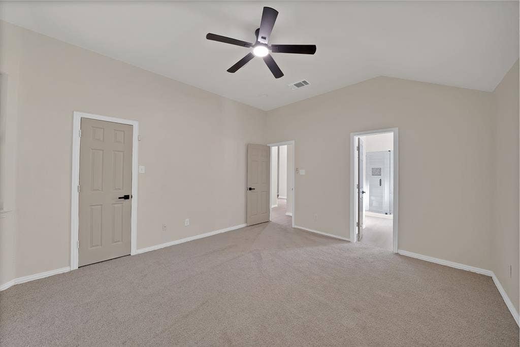 5776 Falcon Ridge Court, Haltom City, TX 76137
