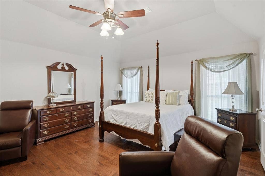 136 Castle Pines Drive, Willow Park, TX 76008