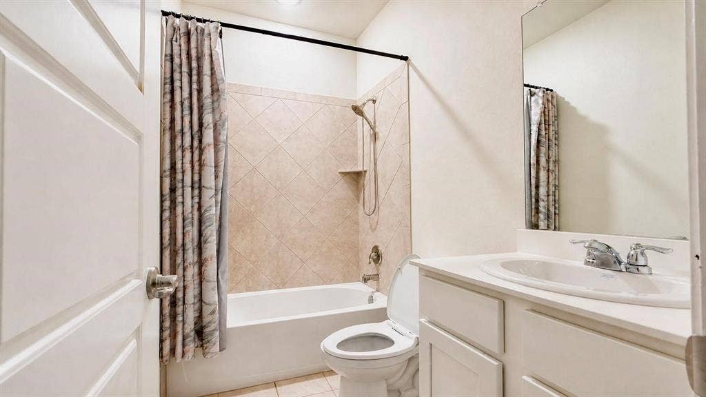 Full bathroom
