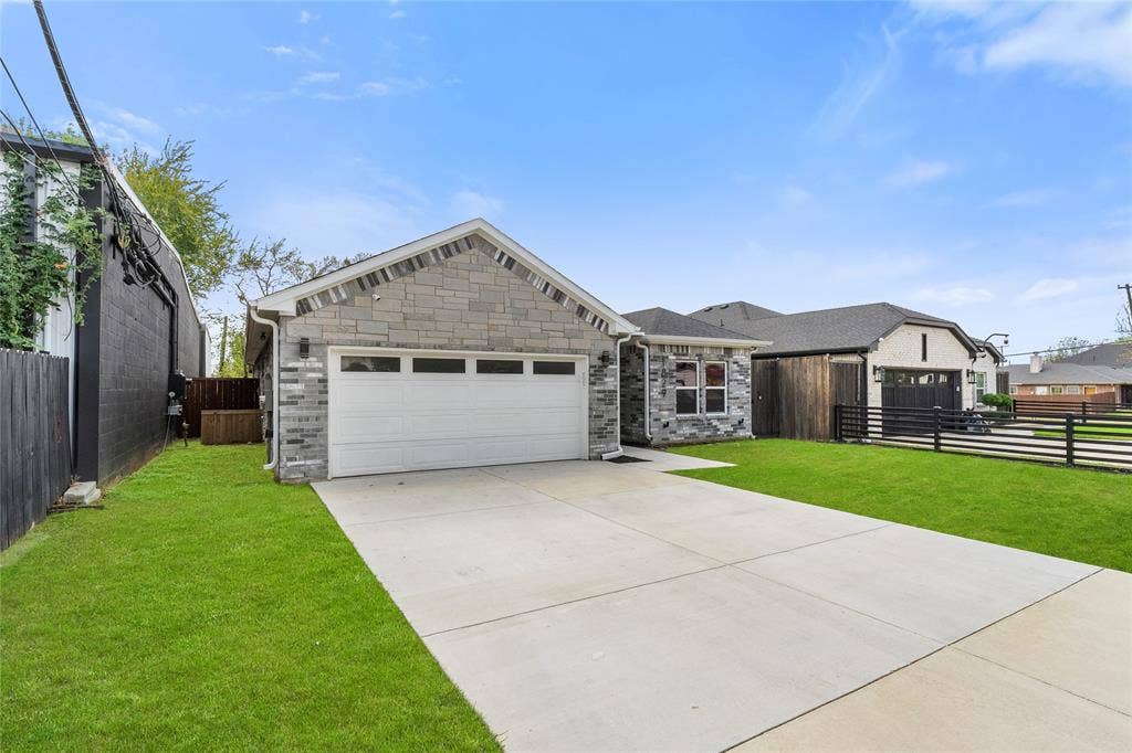1829 Galveston Street, Grand Prairie, TX 75051