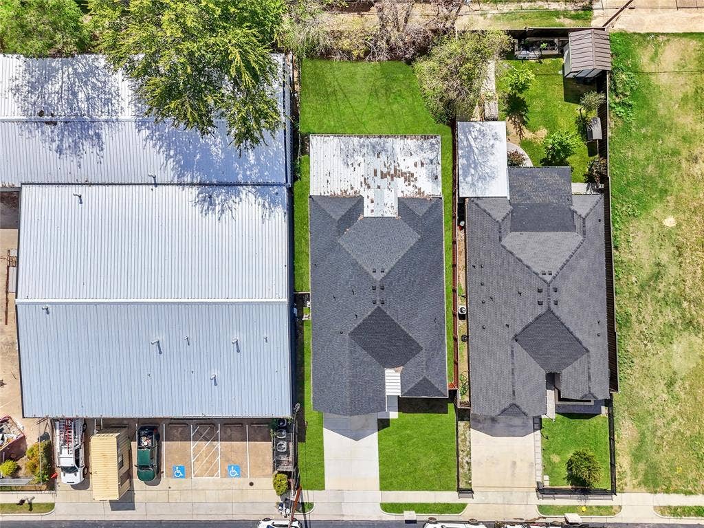 1829 Galveston Street, Grand Prairie, TX 75051