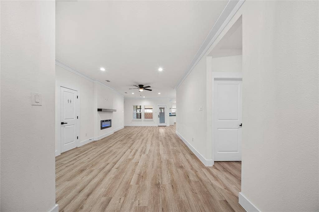 1829 Galveston Street, Grand Prairie, TX 75051
