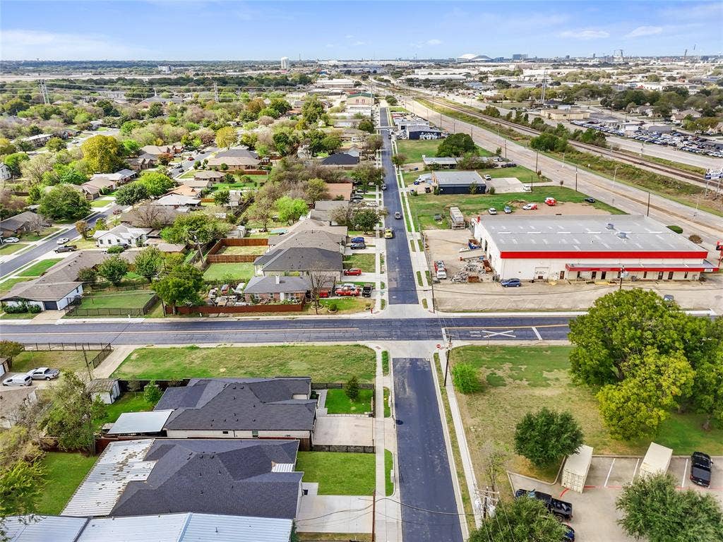 1829 Galveston Street, Grand Prairie, TX 75051