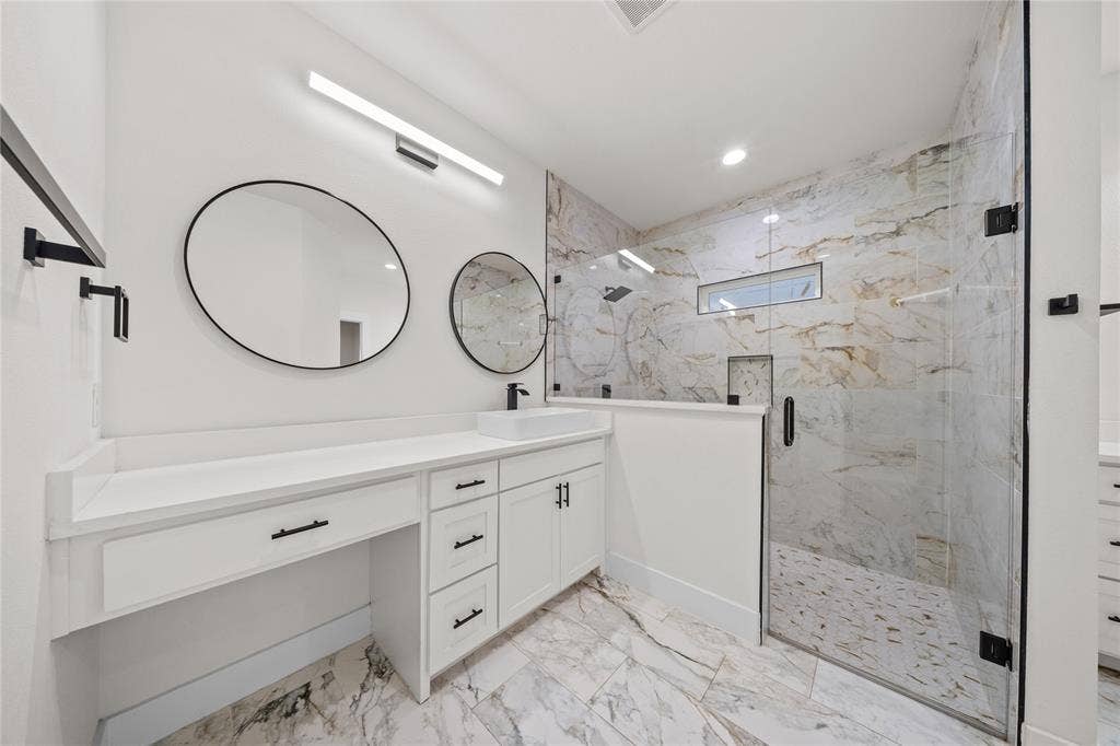 1829 Galveston Street, Grand Prairie, TX 75051