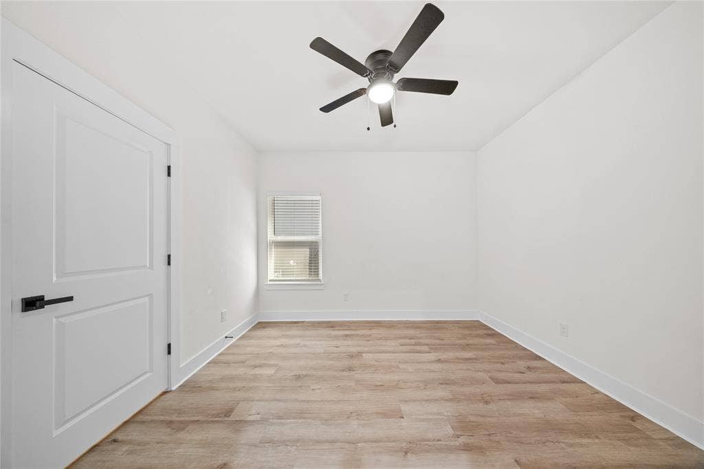 1829 Galveston Street, Grand Prairie, TX 75051