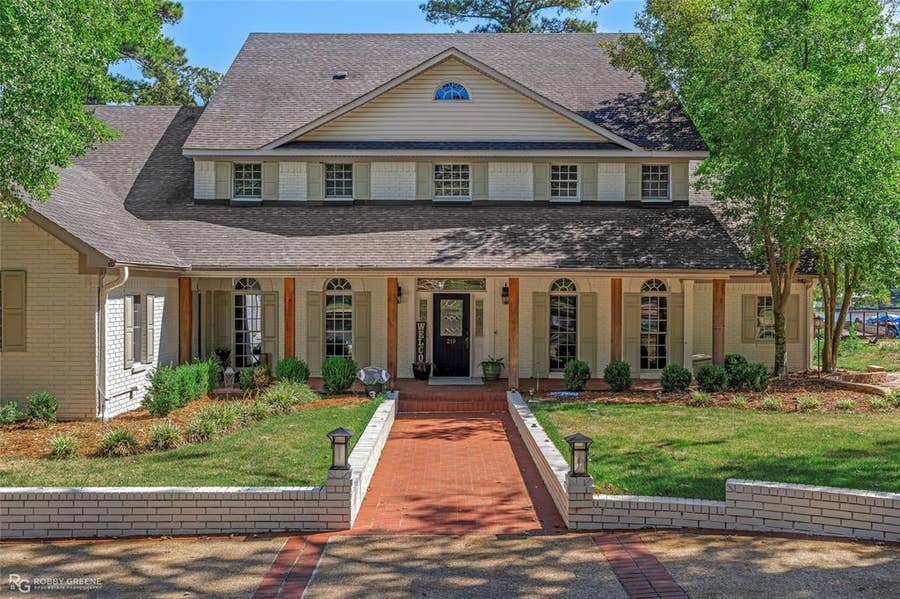 Property photo for 219 Bay Hills Drive, Benton, LA