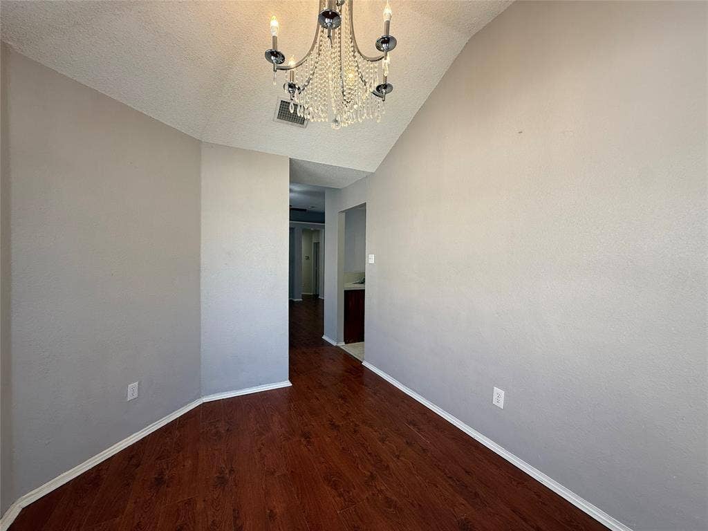5210 Welbeck Court, Garland, TX 75043 5210 Welbeck Court, Garland, TX 75043